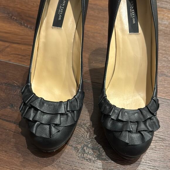 Ann Taylor Black Leather Heels with front Ruffle detail. - Picture 2 of 10